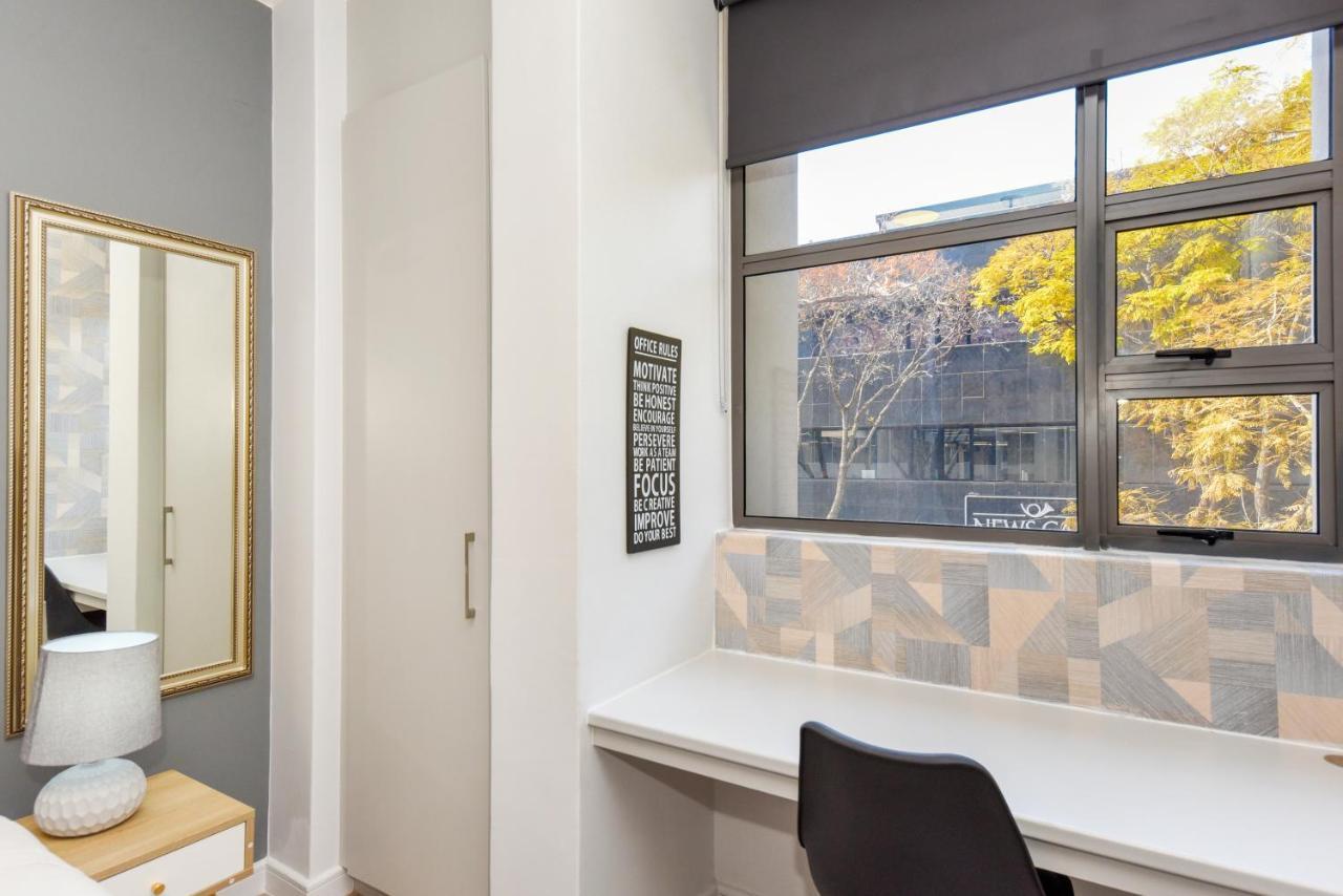 Easy Stay - The Median Rosebank Johannesburg Luaran gambar